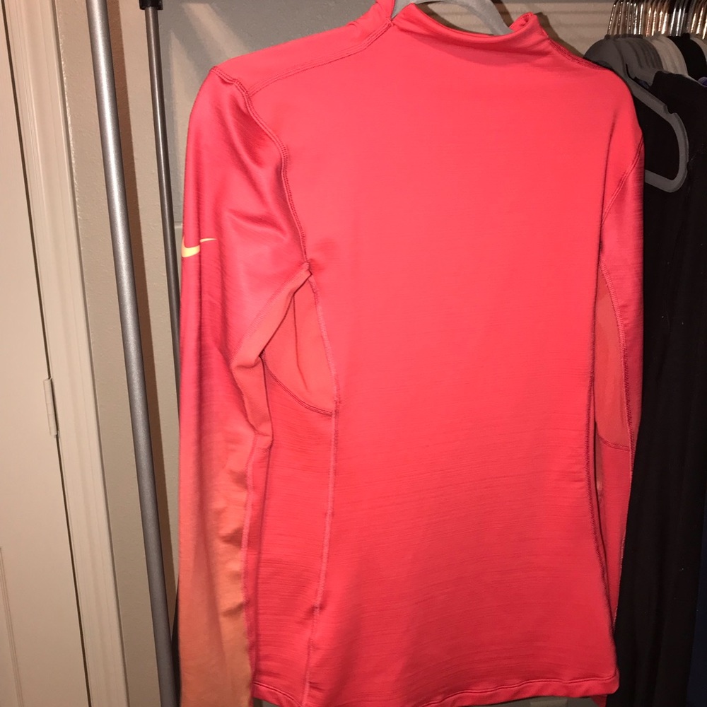 Nike pro hyper warm pullover